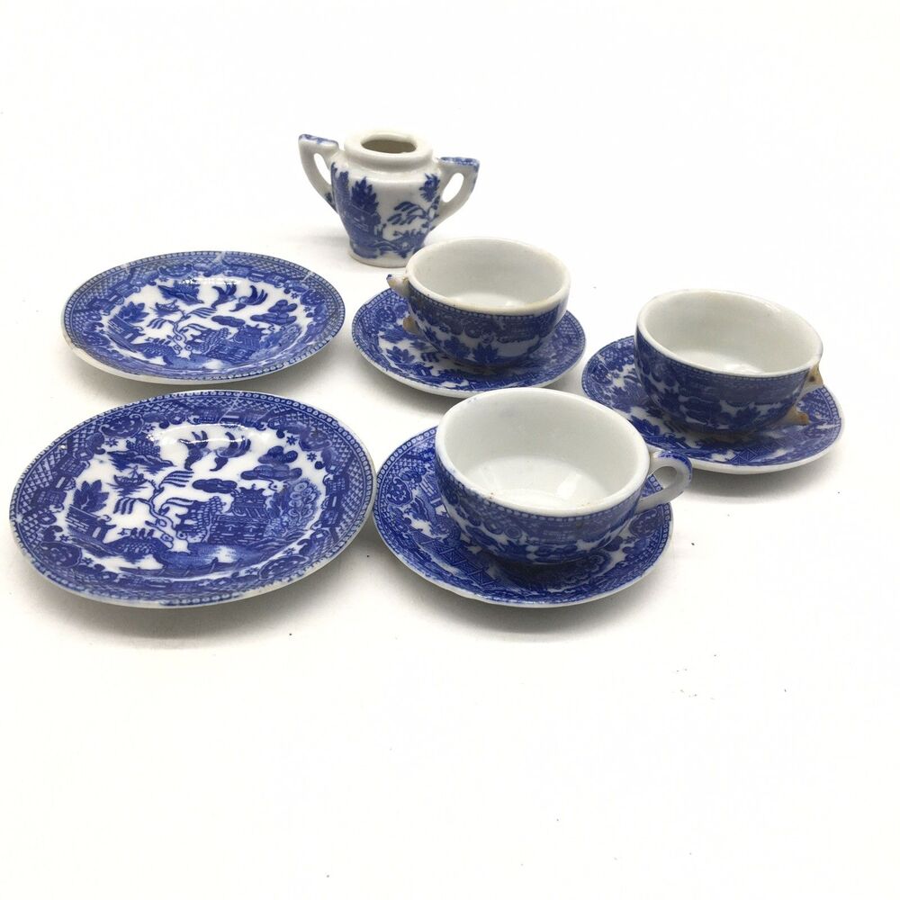 9 Vintage BLUE WILLOW Child's Tea Set Pieces  Made In Japan Transferware